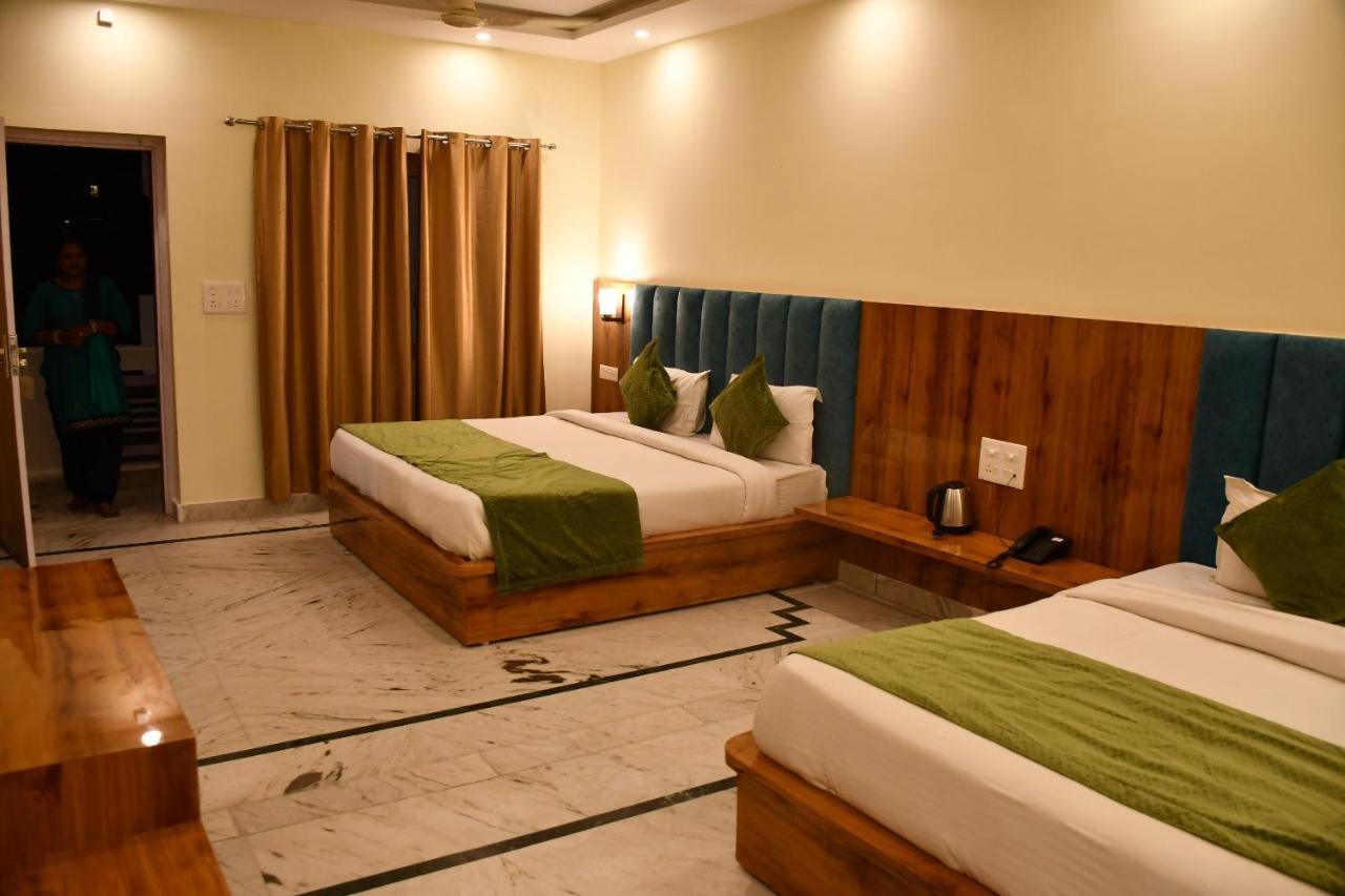Shivansh Inn Resort Rishīkesh Esterno foto